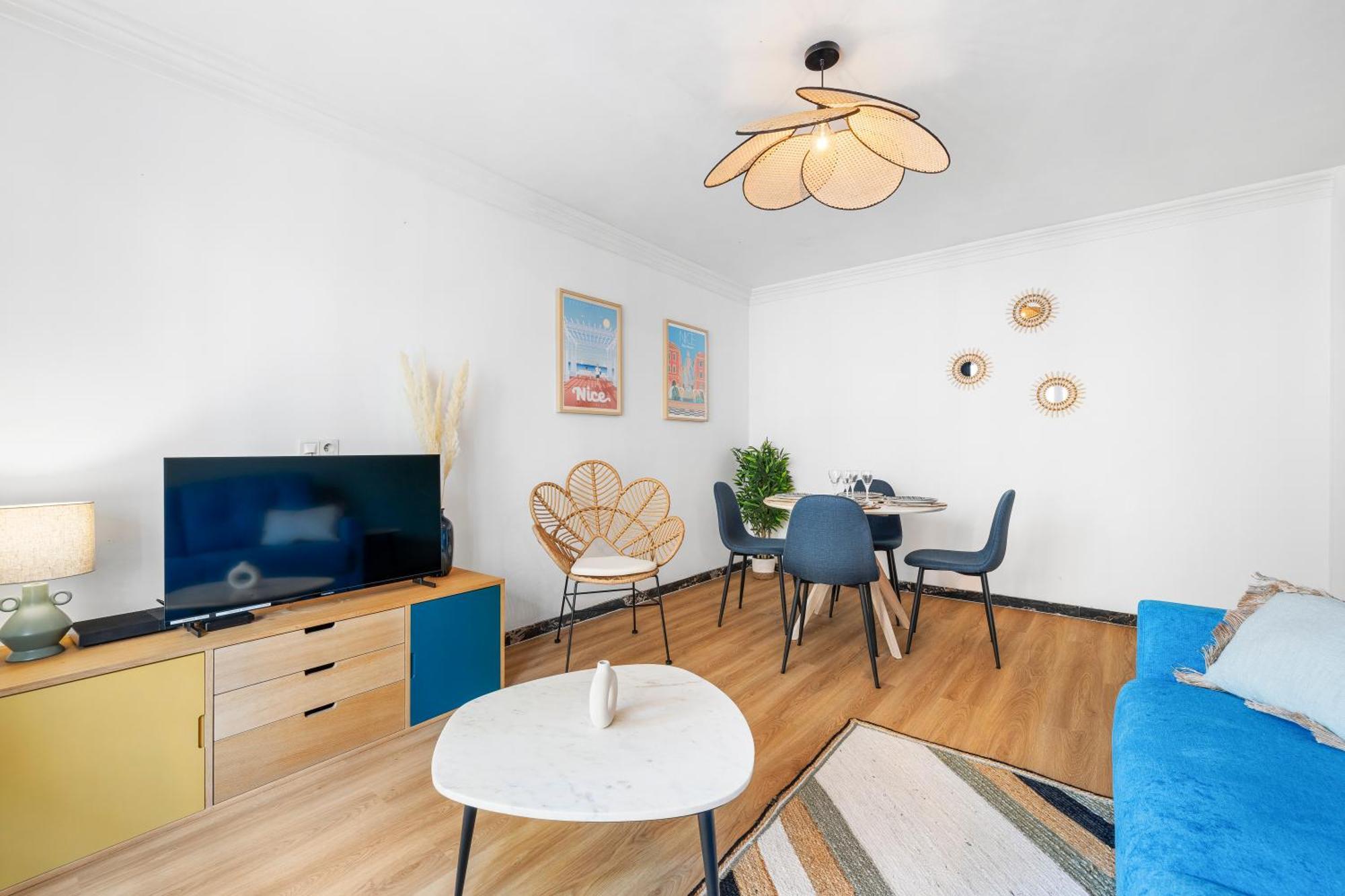 Nice Renting - Philibert - Elegant Spacious Quiet Near The Port Free Parking ภายนอก รูปภาพ